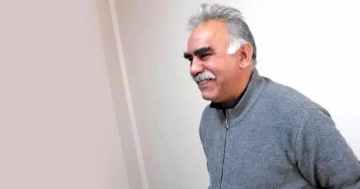 Parêzeran ji bo hevdîtina bi Ocalan re serî li rayedaran dan
