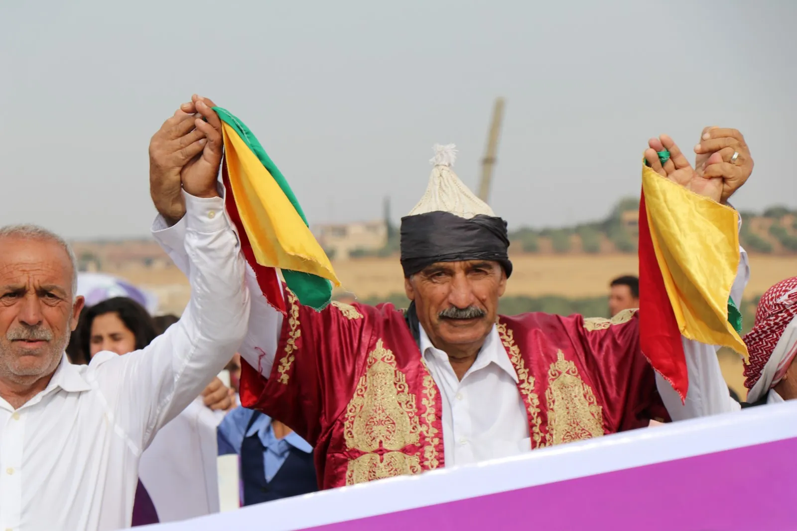 Şêniyên Efrînê li dijî êrîşên dagirkeriya dewleta Tirk daketin qadan