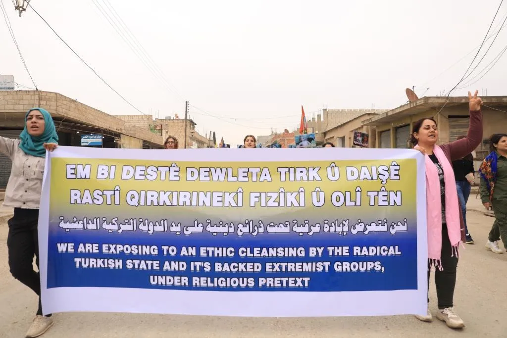 Jinên Amûdê ji civaka navneteweyî daxwaz kirin ku Tirkiyê darizînin