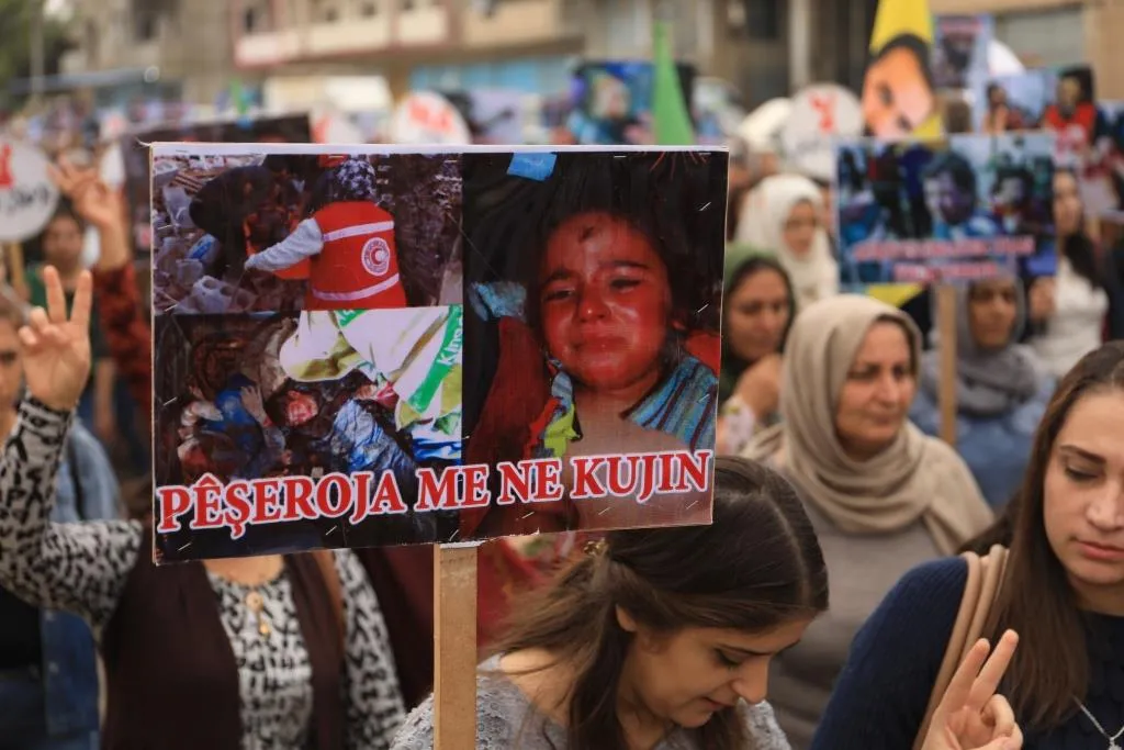 Jinên Amûdê ji civaka navneteweyî daxwaz kirin ku Tirkiyê darizînin