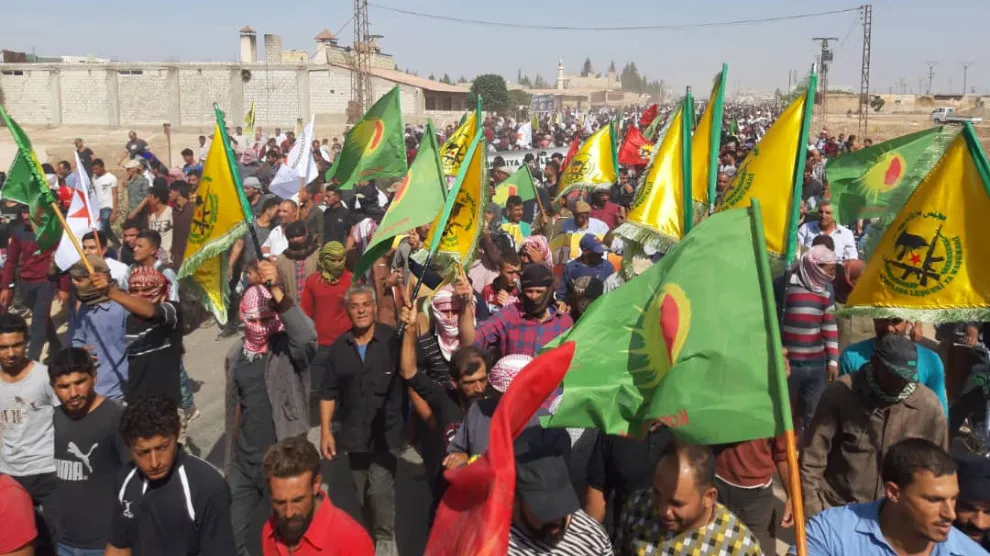 Şêniyên Serêkaniyê li dijî gefên Tirkiyê daketin qadan