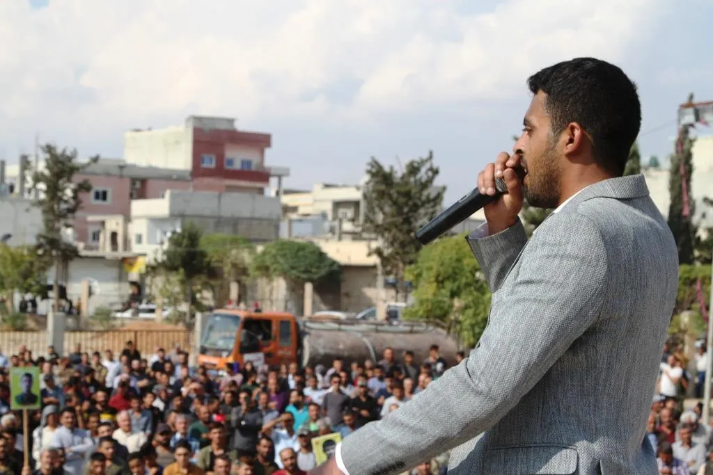 Gelê Kobanê li djiî bêdengiya navdewletî rabûn ser piyan