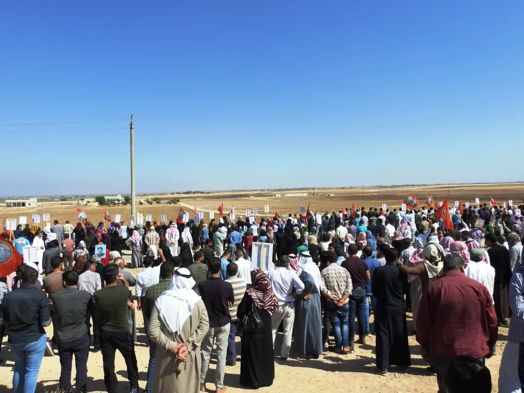 Pêkhateyên Girê Spî li dijî gefên dewleta Tirk derketin qadan