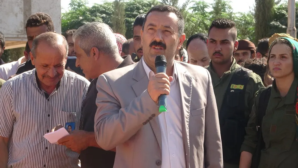 Şêniyên Dêrikê şehîdên Berxwedana Rûmetê oxir kirin