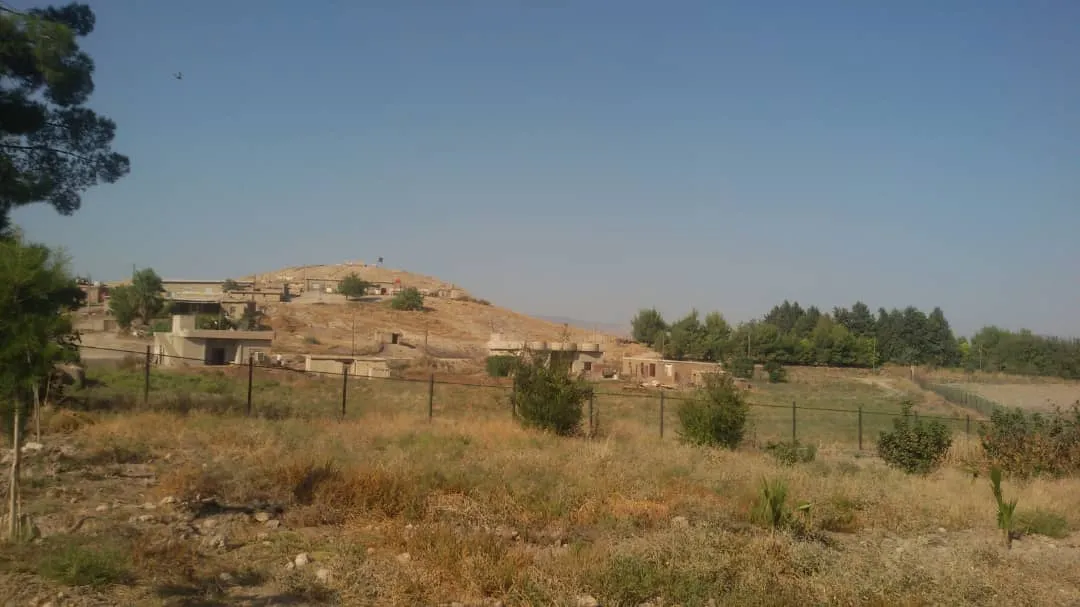 Artêşa Tirk a dagirker girek dîrokî li gundewarê Tirbespiyê topbaran kir