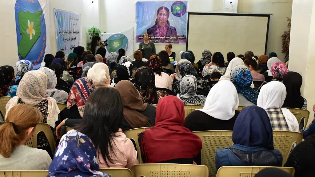 Jinên Helebê: Em şopdarên rêya şehîd Hevîn Xelef in