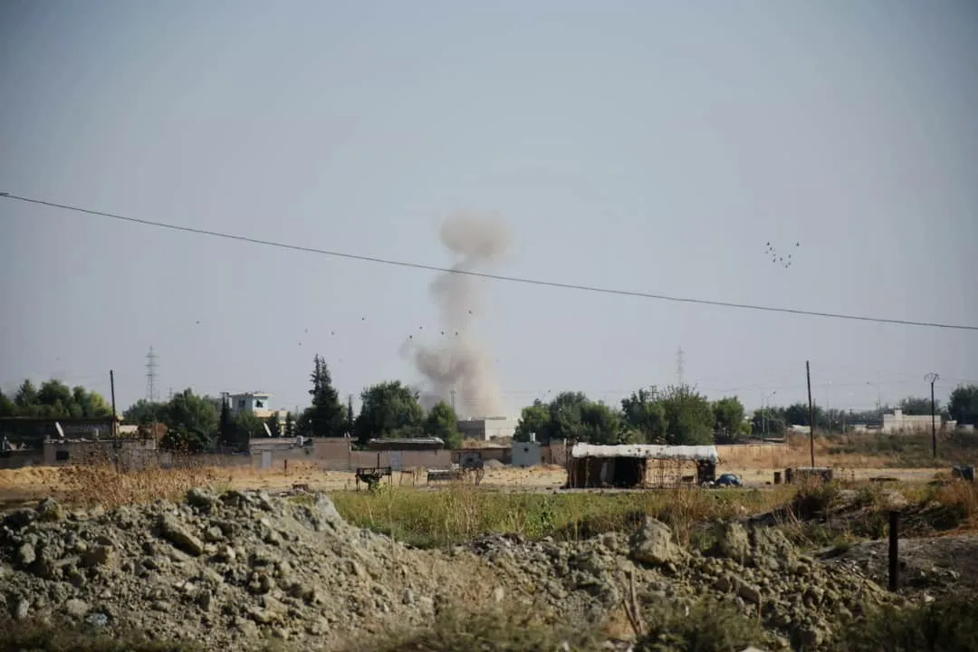 Dagirkeriya dewleta Tirk karwanên ber bi Serêkaniyê ve diçûn, topbaran kirin