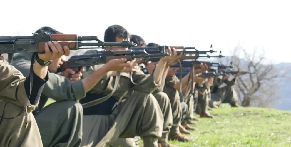 HPG: Li Ebexê wesayîtek hate rûxandin, 8 leşker hatin kuştin