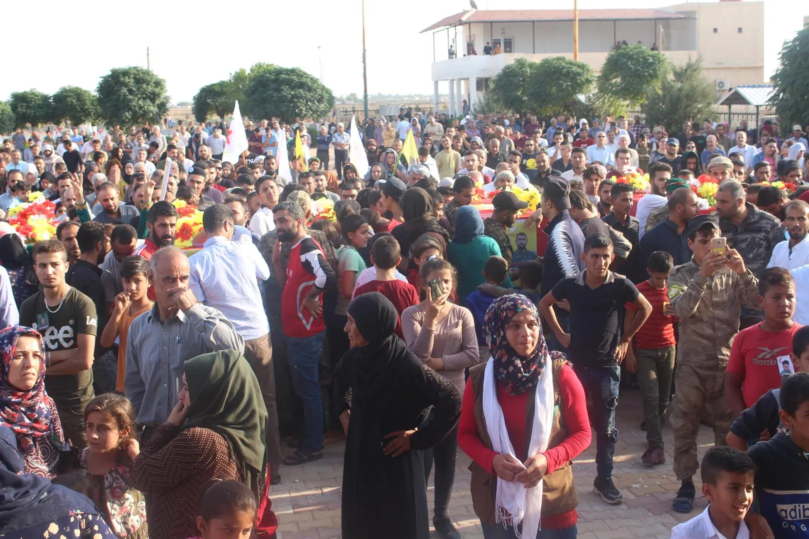 Şehîdên Berxwedana Rûmetê li Hesekê hatin oxirkirin