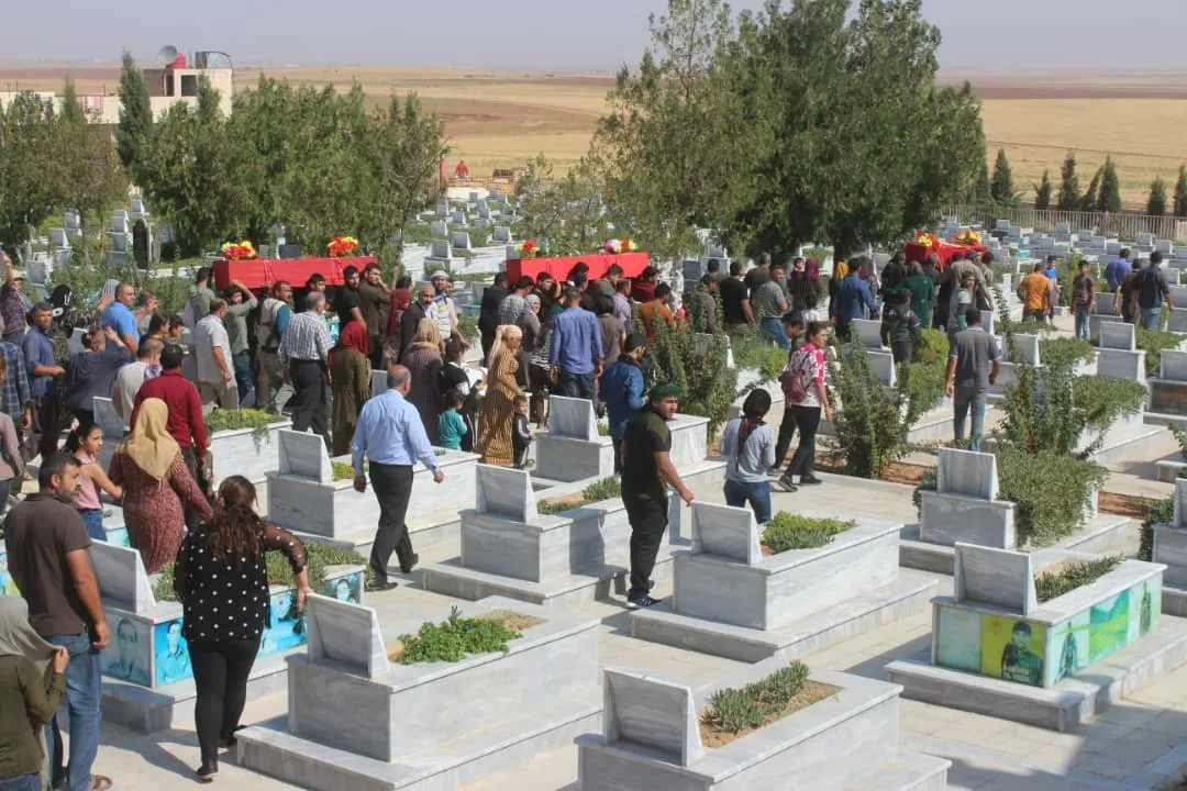 Li Şedadê û Dirbêsiyê merasîmê oxirkirina şehîdan