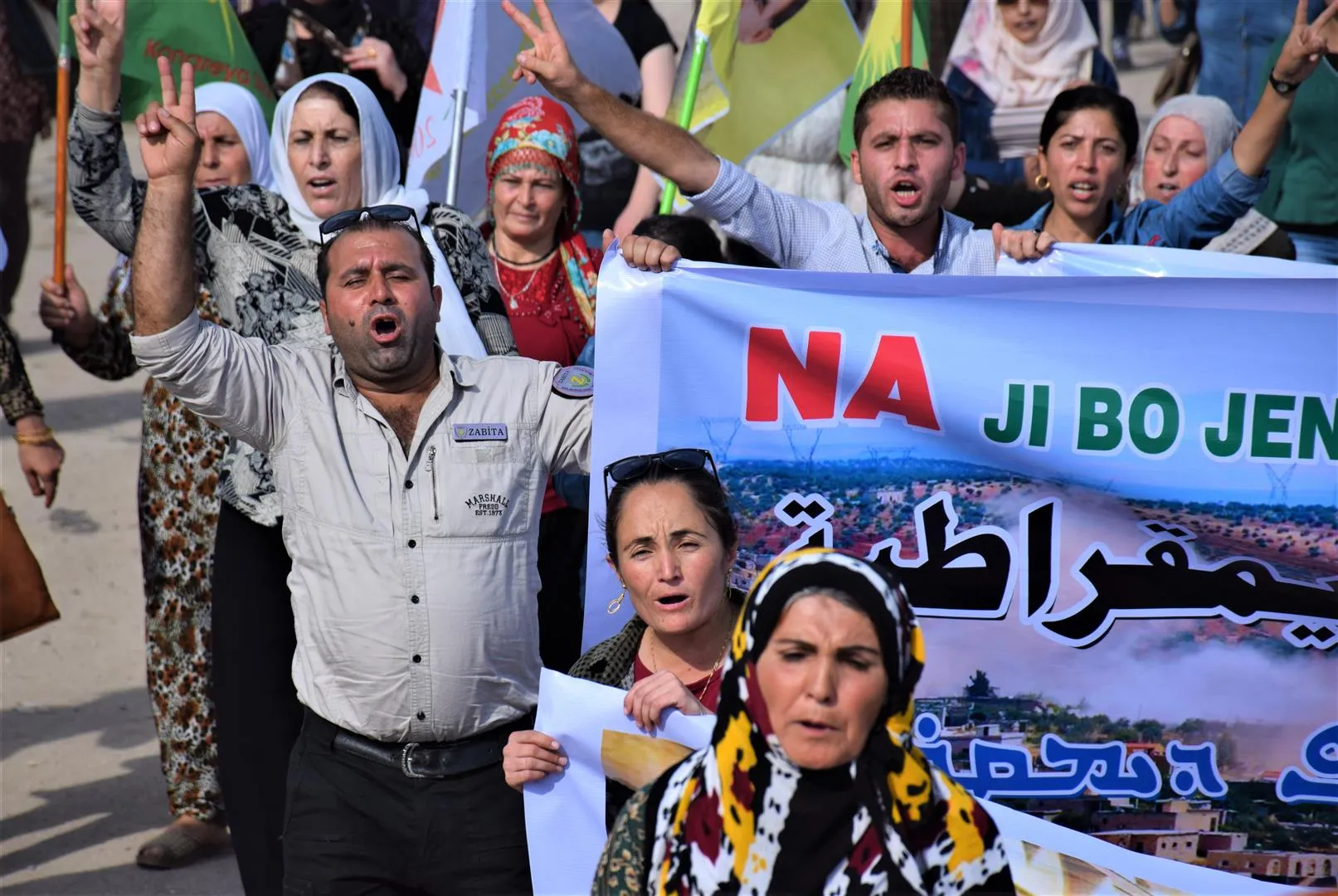 Ji mertalên zindî: Ji bilî berxwedanê rêyek din nîne