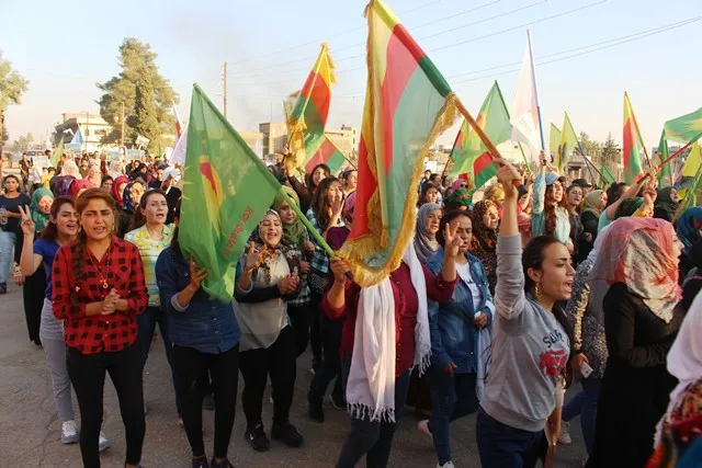 Mamosteyên Tirbespiyê banga parastina zarokan kir