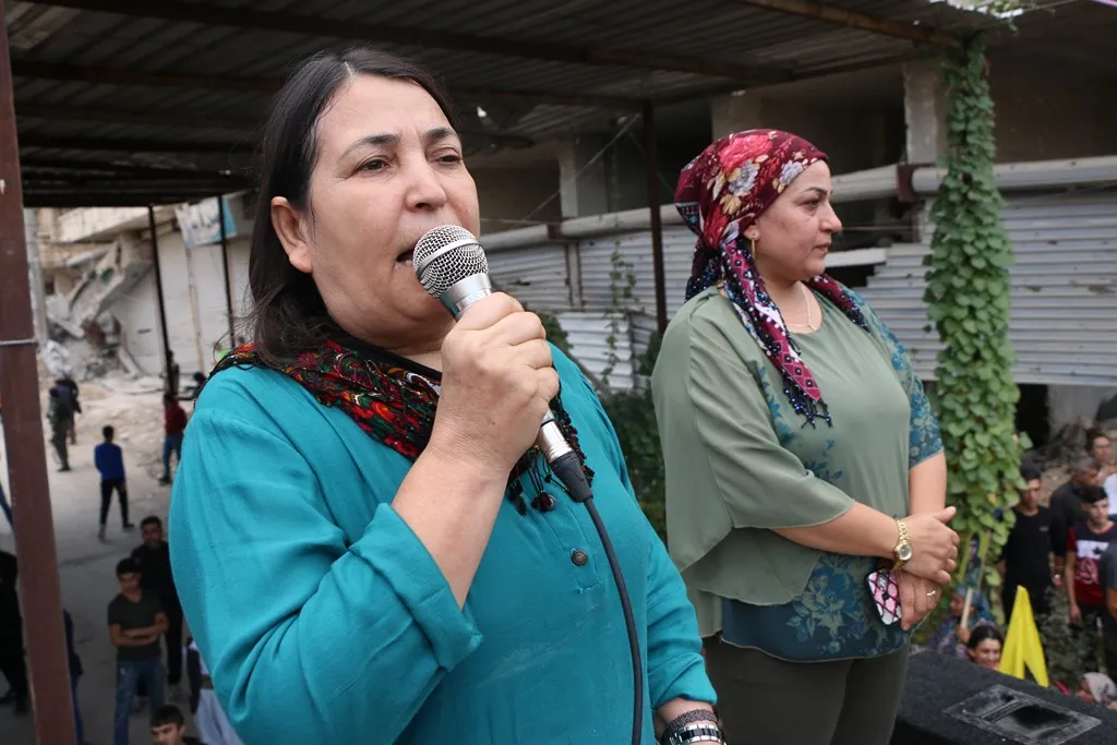 Şêniyên Helebê êrîşên dewlet Tirk şermezar kirin