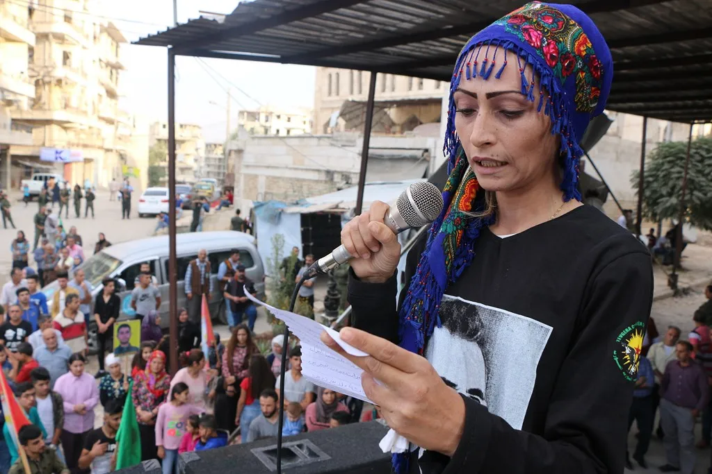 Şêniyên Helebê êrîşên dewlet Tirk şermezar kirin