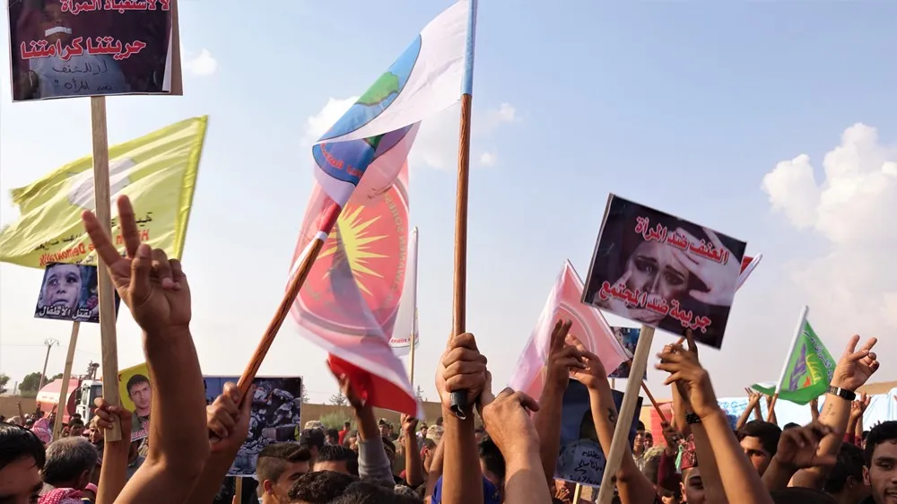 Şêniyên Tebqayê li dijî dagirkeriya dewleta Tirk meşiyan