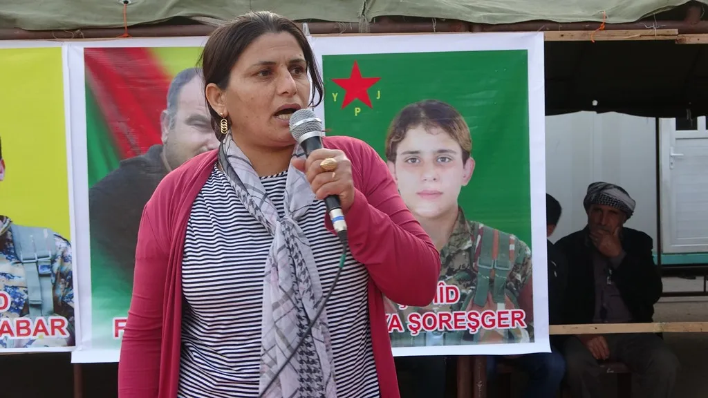 Li Qamişlo û Dêrikê ji malbatên şehîdan re sersaxî hate xwestin