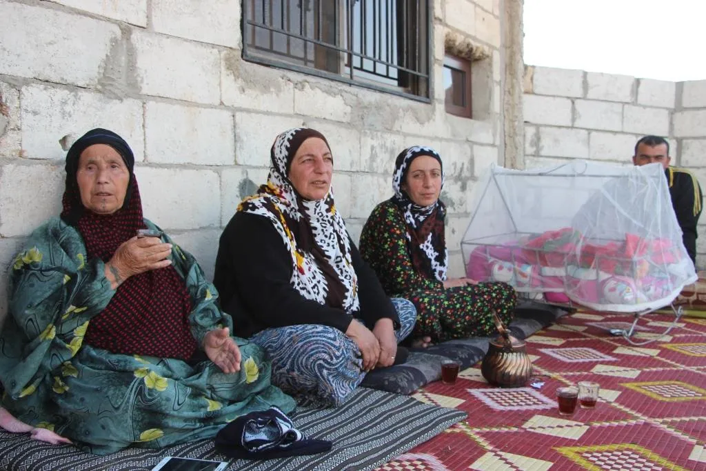 Koçberên li Til Temirê: Cihê me Serêkaniyê ye, em li vir bi cih nabin