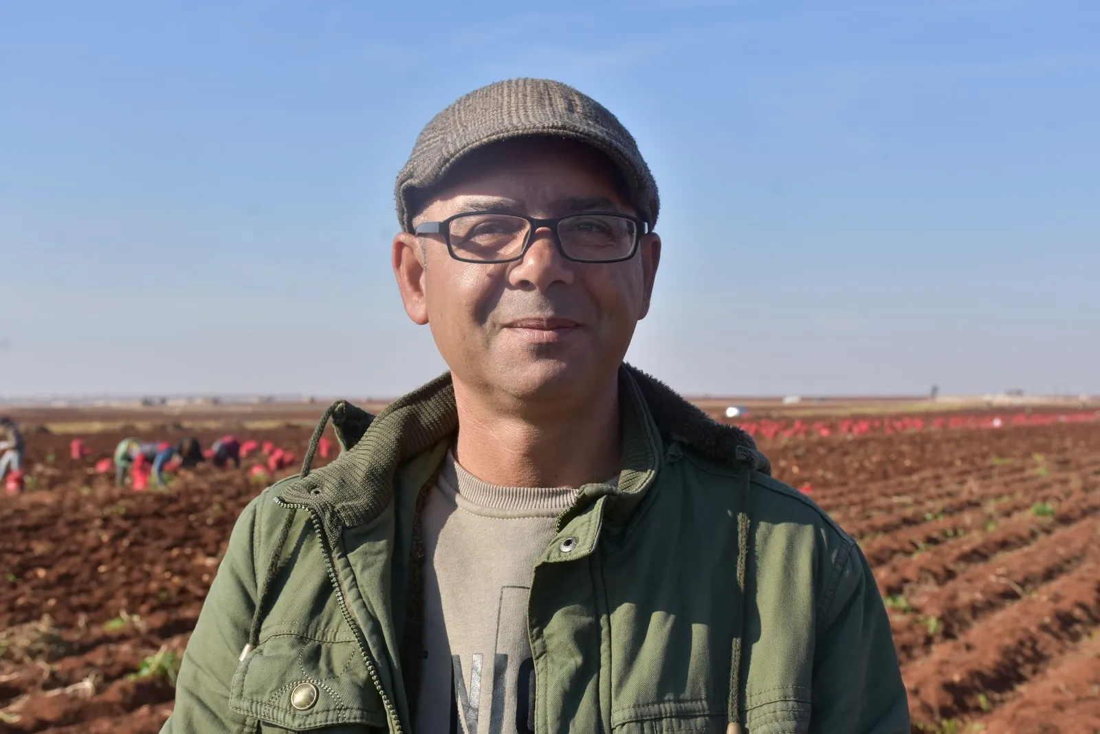 Şêniyên Efrînê bi derfetên kêm ambargoya hatiye ferzkirin, dişkînin