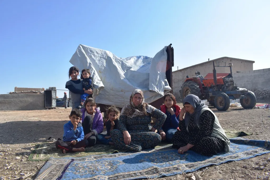 Koçberên Girê Spî: Ne cih heye em lê bimînin û ne jî cil heye me ji sermê biparêze