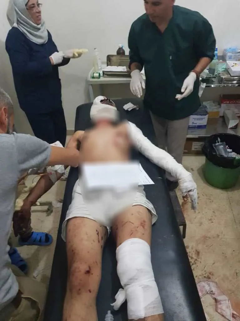 Gundiyên Kobanê ku malên wan ji ber bombebarana Tirkiyê rûxiyan, sererast dikin