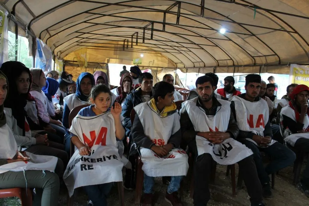 Xwepêşdêrên Serêkaniyê bi vegera li bajarê xwe bi hêvî ne
