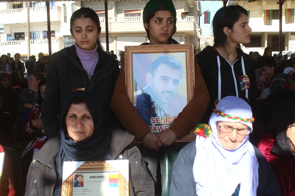‘Yekîtiya gelê Kurd girîng e’