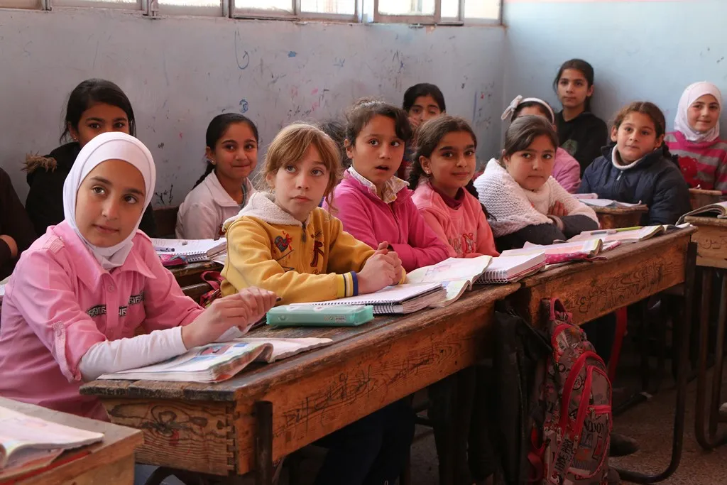 Li dibistanên Eşrefiyê û Şêxmeqsûd pêngava zanista tenduristî