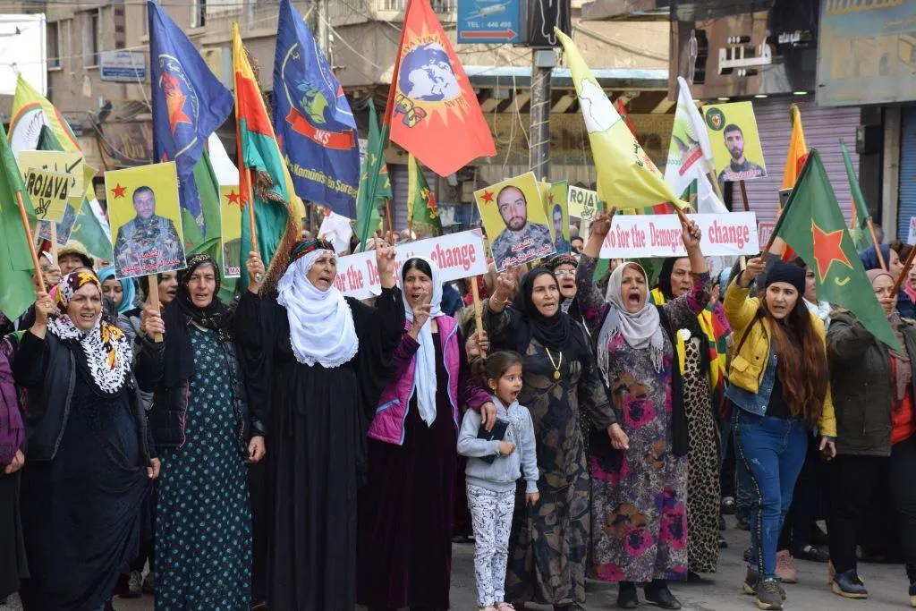 Her der Rojava ye, her der bexwedan e