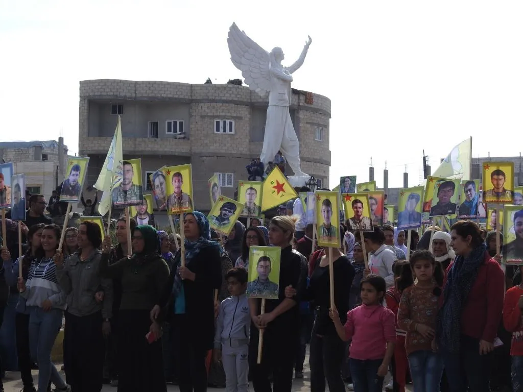 Kelha berxwedanê di roja xwe ya cîhanê de...misogerkirina bilindkirina têkoşînê li dijî dagirkeriyê
