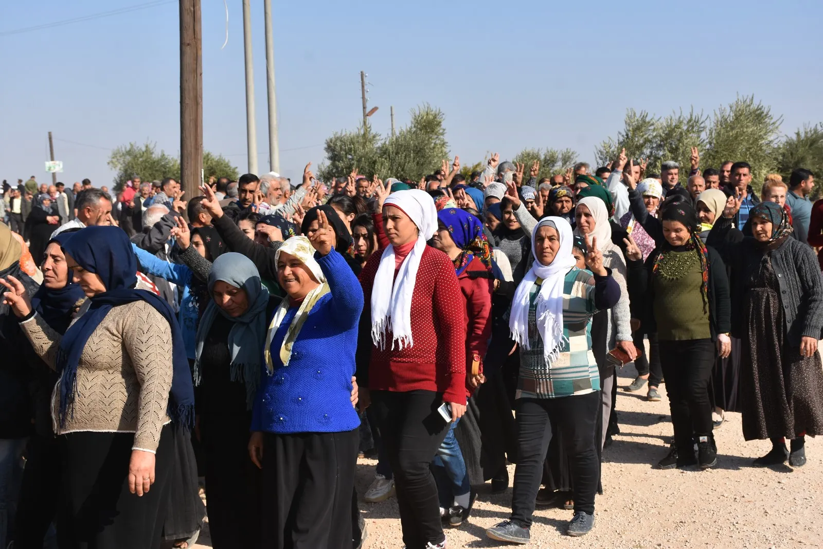 Sersaxî ji malbatên 5 şehîdên Berxwedana Rûmetê re hate xwestin