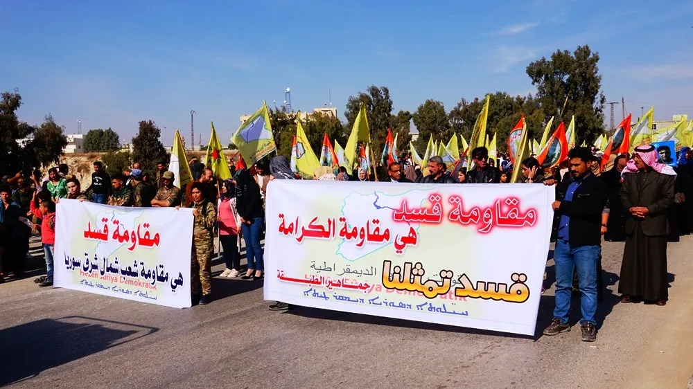 Li dijî êrişên artêşa Tirk şêniyên Tebqayê daketin qadan
