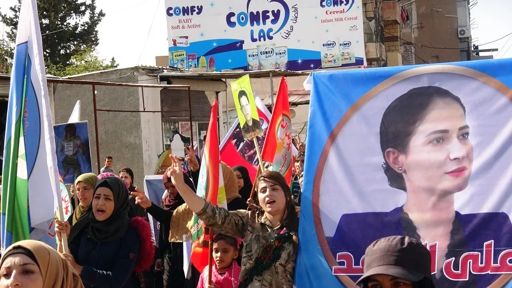 Jinên Tebqayê li dijî dagirkeriyê daketin qadan