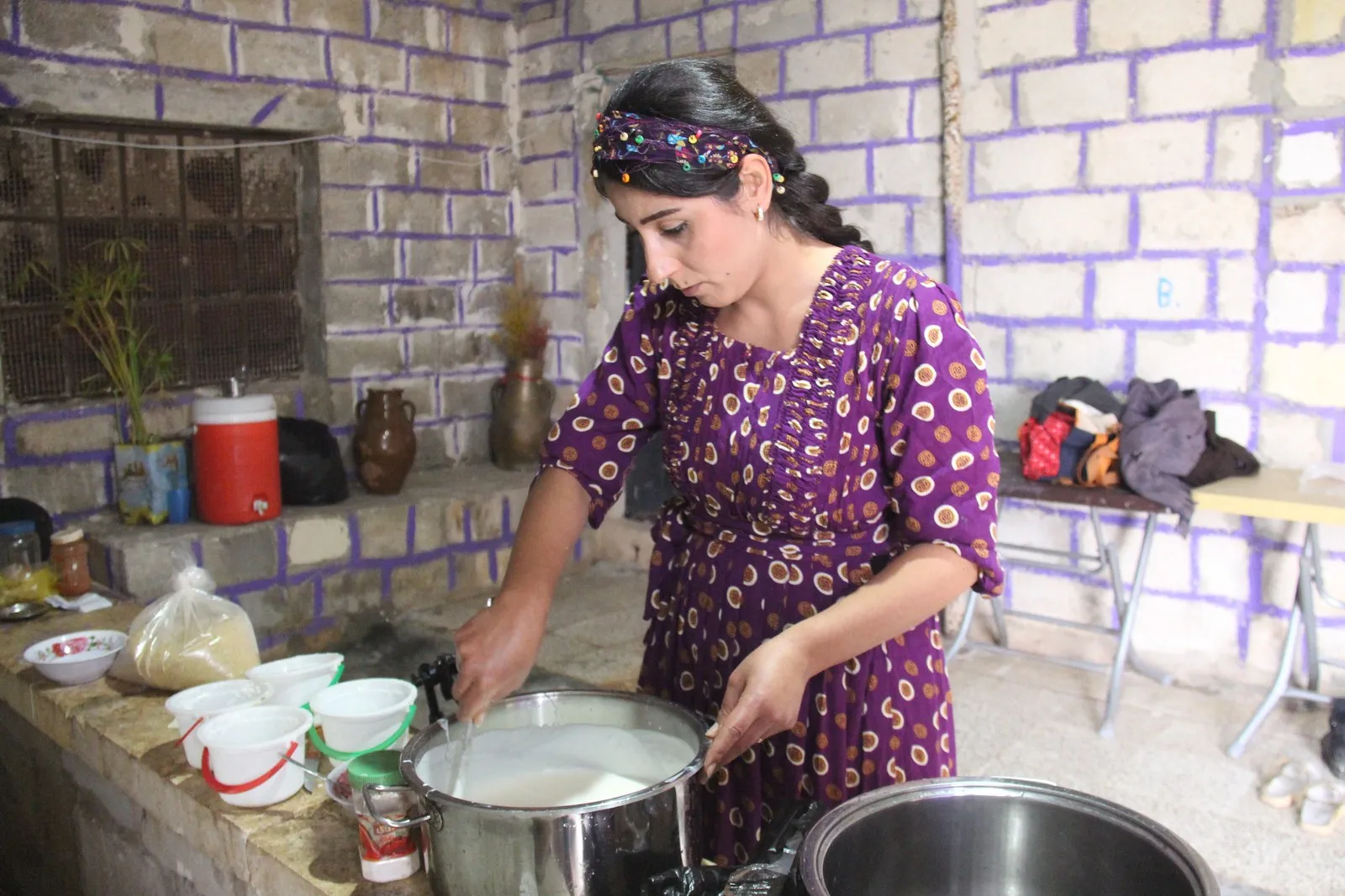 Tevgera Hîlala Zêrîn çalakiyên çandî li kampa Serdemê li dar xistin
