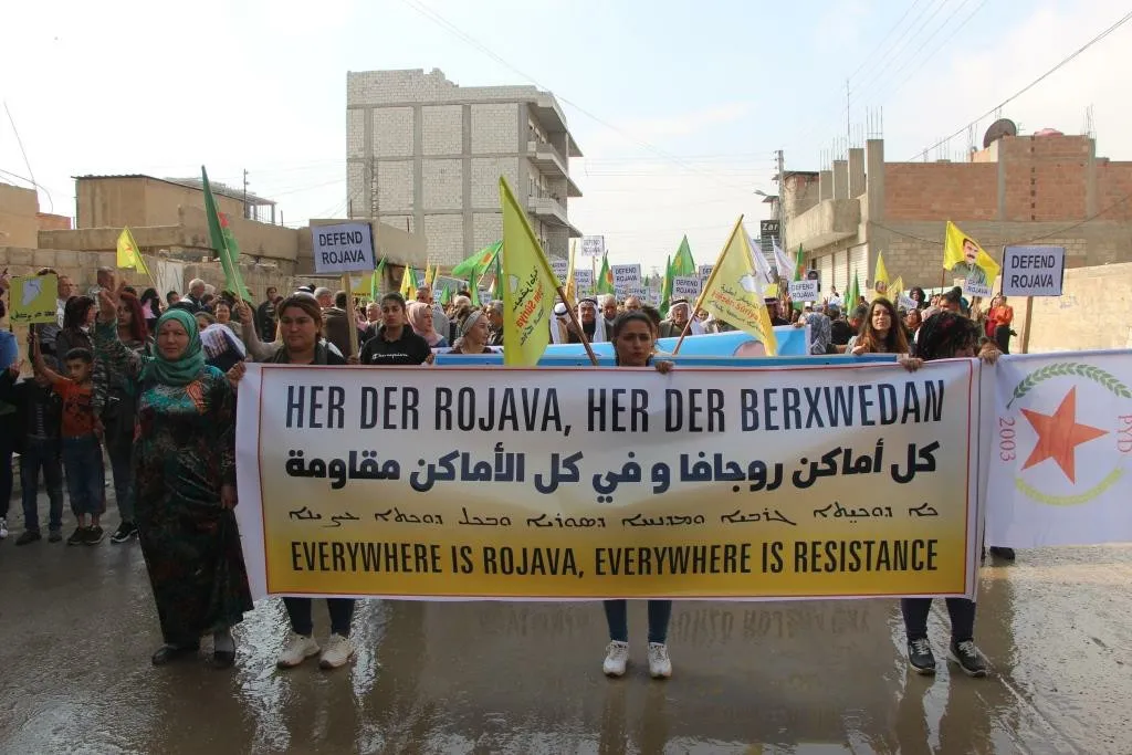 Pêkhateyên Hesekê: Em dev ji axa xwe bernadin û em bi QSD`ê re ne