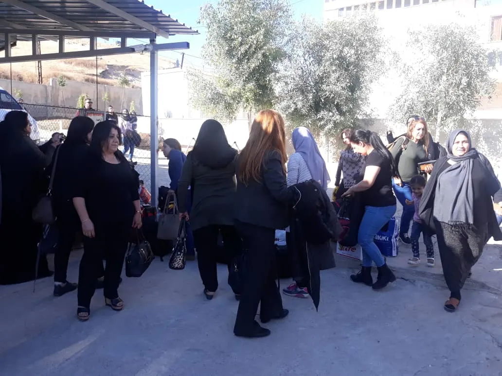Şandeyek jinên Başûrê Kurdistanê gihîşt Rojava