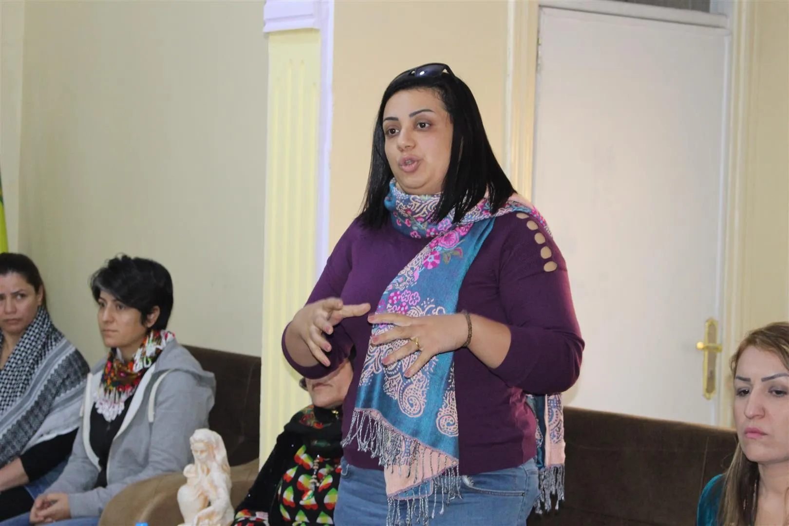 Şandeya jinan a Başûr: Divê jinên Kurdistanê li dijî sûcên Tirkiyê bibin yek