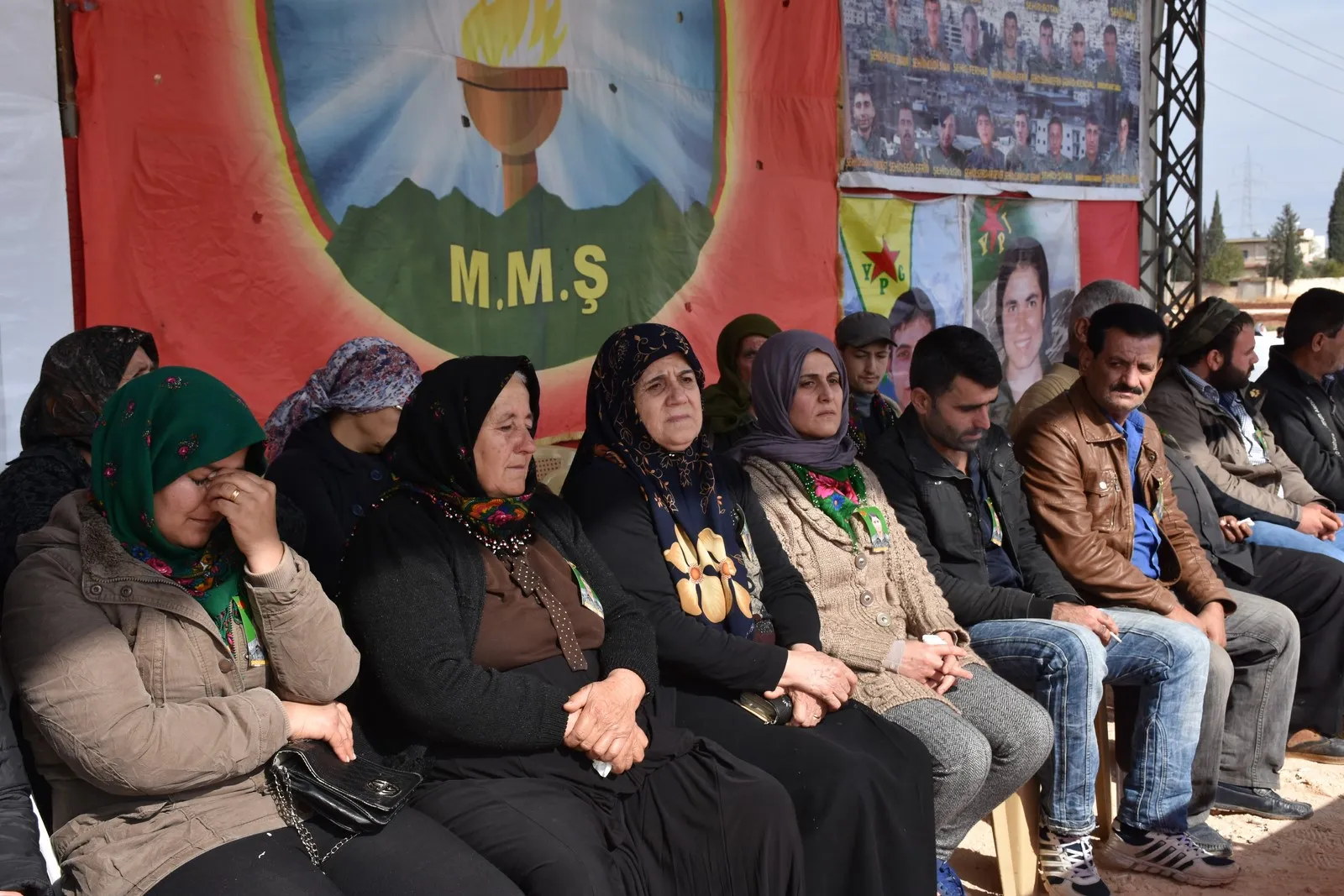 Ji bo şehîd Sara Tîrêj merasîma xiyabî hate lidarxistin