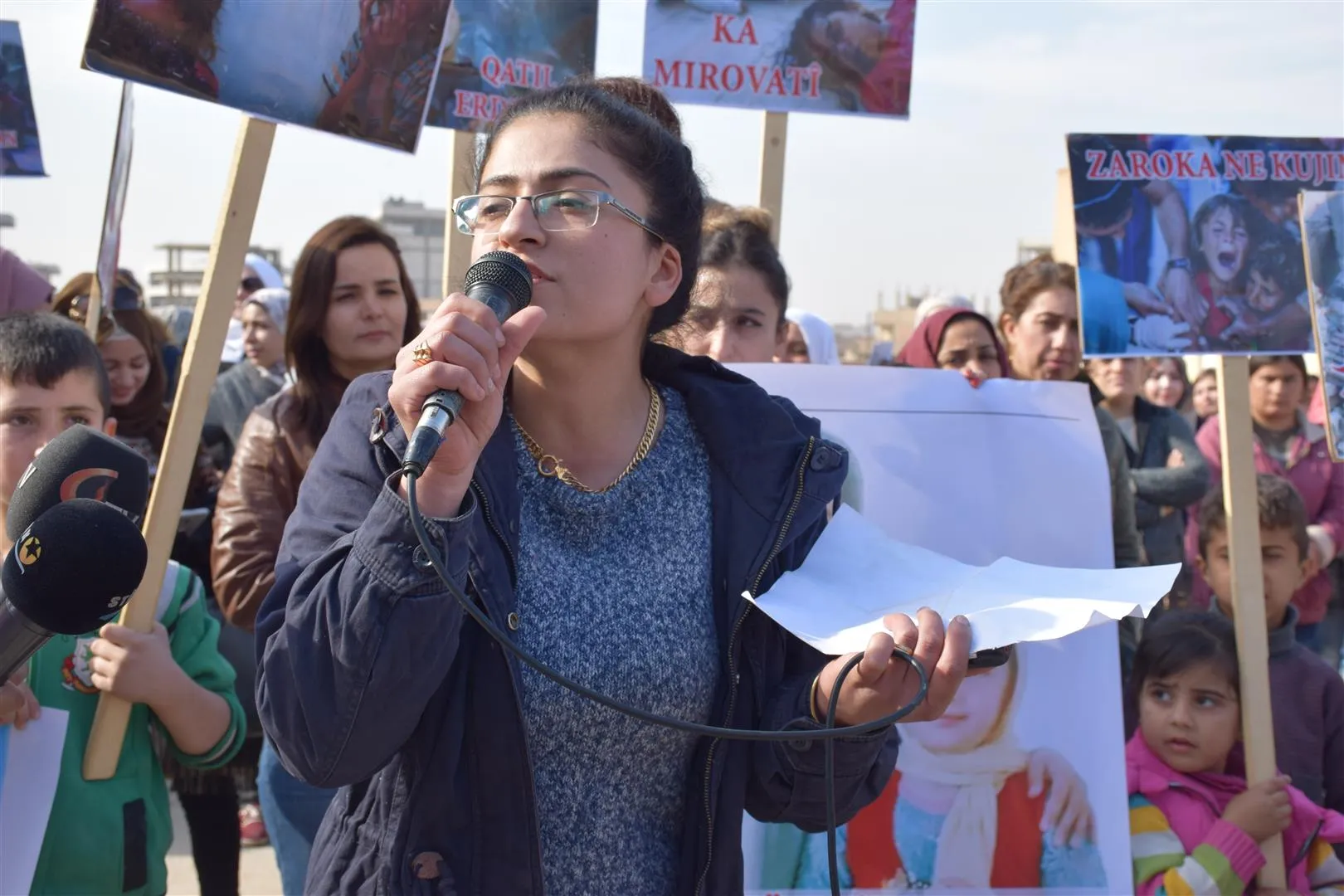Ji bo piştgiriya bi Zehra re…mamosteyên Hesekê li dijî biryara rêjîma Îranê derketin