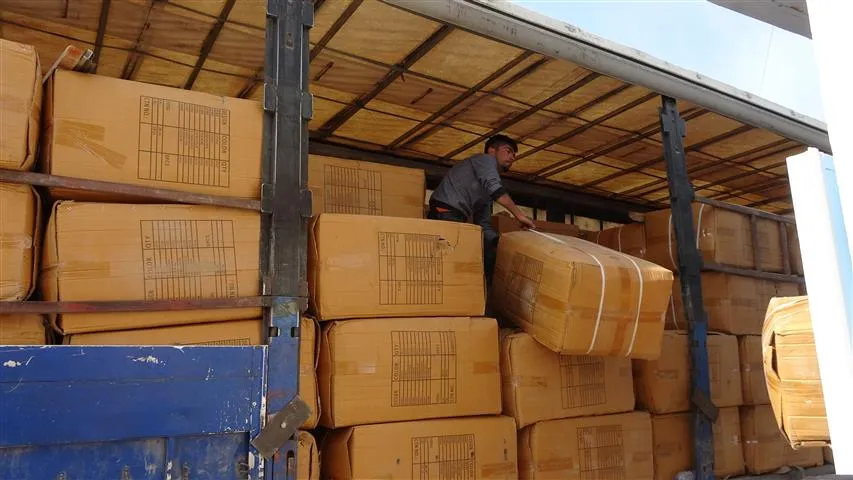 Xelkê Başûr 30 kamyonên din ên alîkariyan ji koçberan re şandin