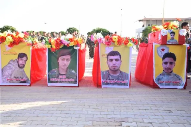 Cenazeyên şehîd Zinar û Ehmed li Hesekê hatin veşartin