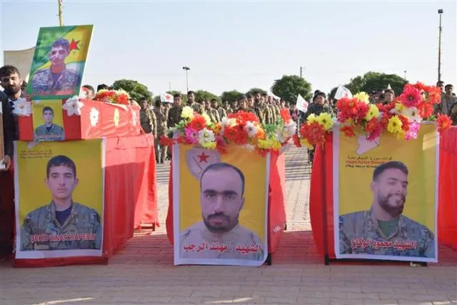 Cenazeyên şehîd Zinar û Ehmed li Hesekê hatin veşartin
