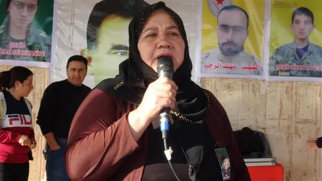 Cenazeyên şehîd Zinar û Ehmed li Hesekê hatin veşartin