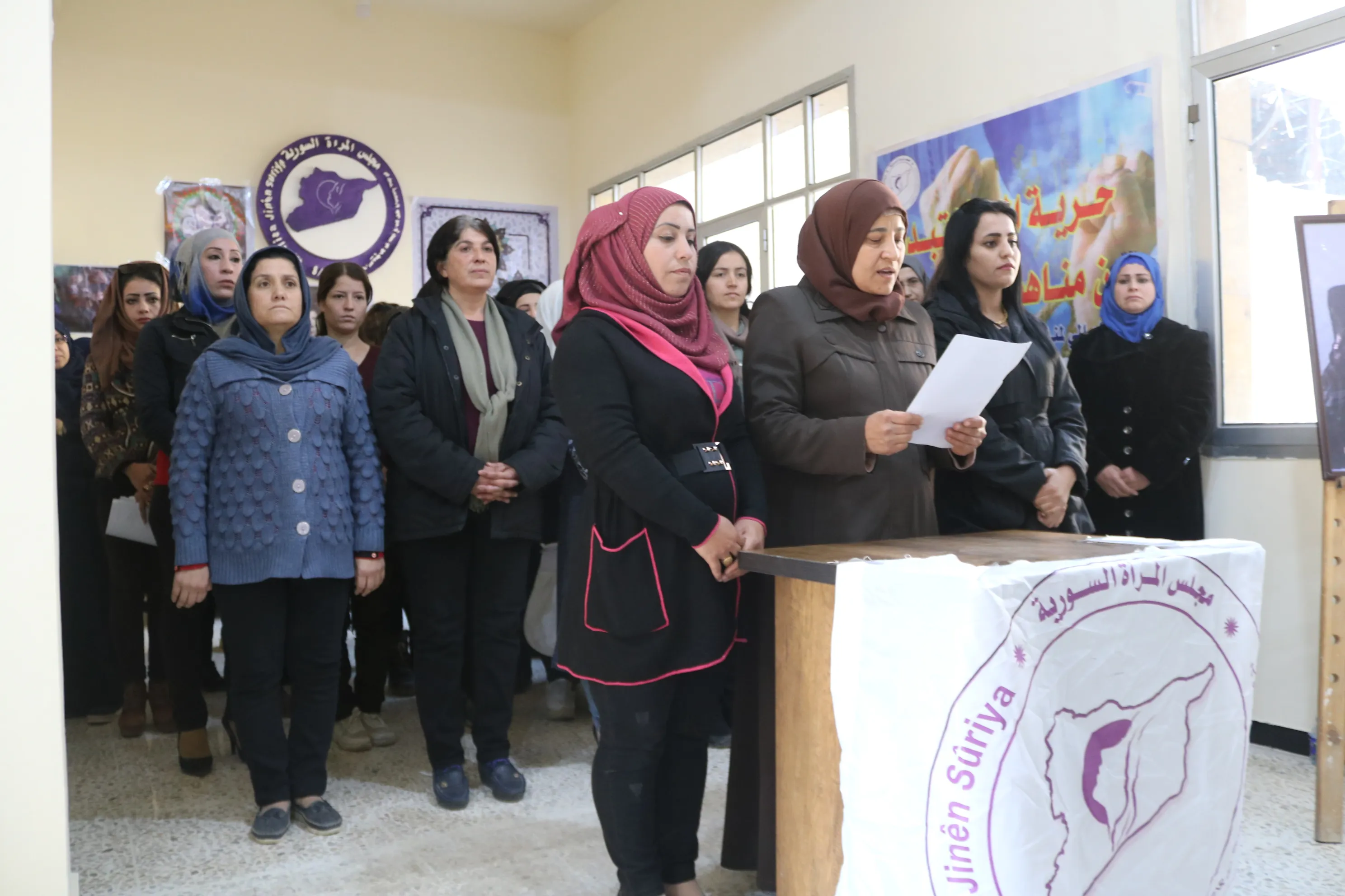 Rêveberiyên jin ên Tebqa, Reqa û Dêrazorê amadekariyên 25`ê Mijdarê dikin