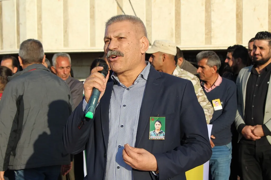 Cenazeyên 5 şehîdan li Dêrikê hatin veşartin