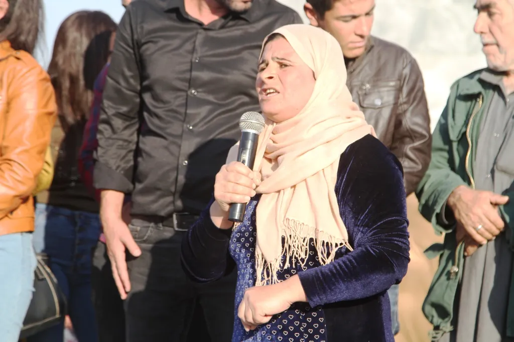 Şêniyên Kobanê şehîdên Berxwedana Rûmetê oxir kirin
