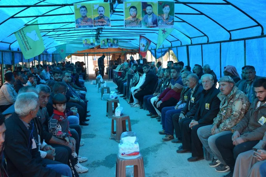 Di merasîmê sersaxiyê de banga yekitiyê li hemberî komployan hate kirin