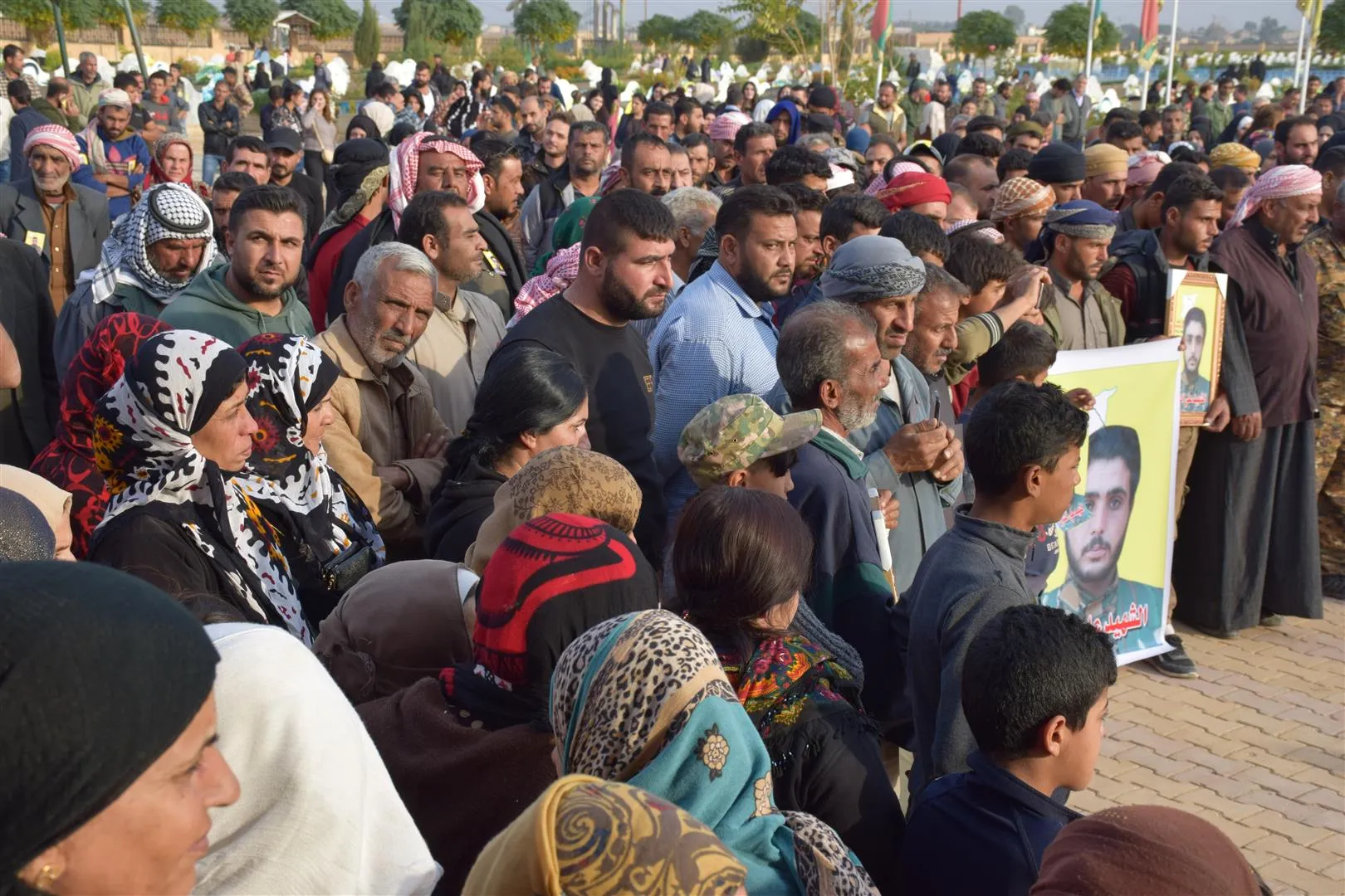 Hesekê şehîdên Berxwedana Rûmetê spartin axê