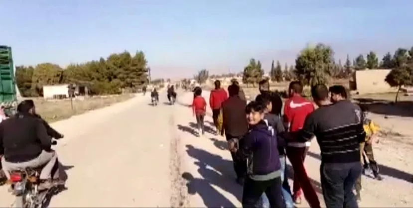 Li Serêkaniyê gel li hemberî dagirkeran meş lidar xistin: Talanker ji axa me derkevin