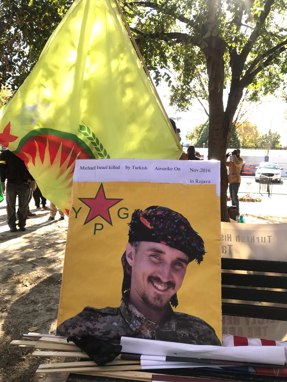 Hevdîtina Trump û Erdogan li ber avahiya Koşka Spî tê protestokirin