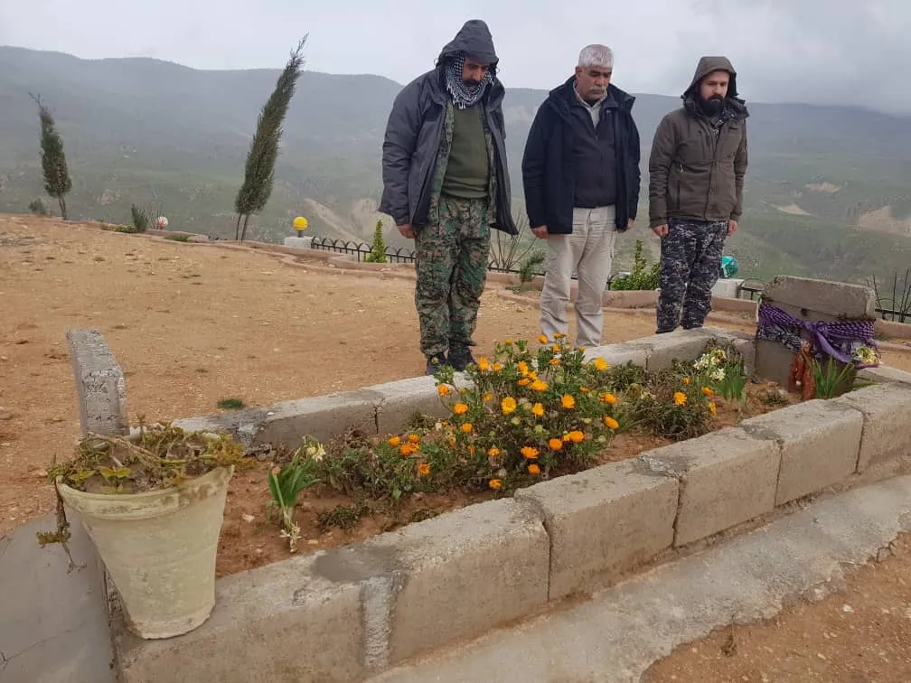 ‘Ji dayîka min re bêjin bila bi şehadeta min xemgîn nebe‘